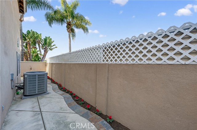 Detail Gallery Image 32 of 47 For 152 Terraza Ct, Costa Mesa,  CA 92627 - 3 Beds | 2/1 Baths