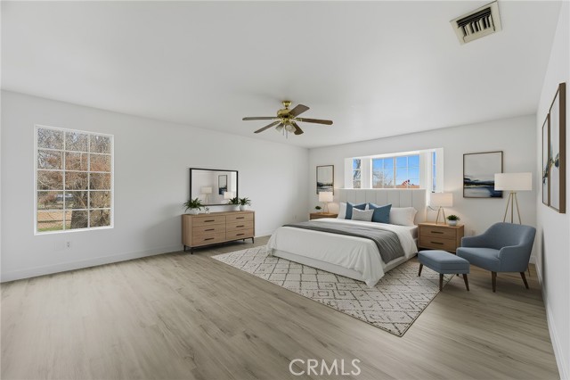 Detail Gallery Image 11 of 41 For 10312 Hawthorne Ave, Hesperia,  CA 92345 - 3 Beds | 3 Baths