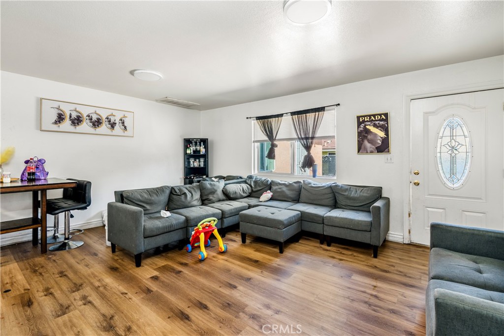 MLS #SB25105200 img 8