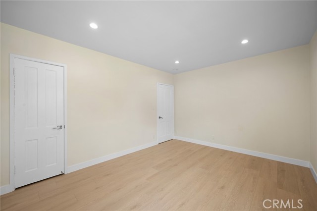 Detail Gallery Image 16 of 22 For 1007 W Angeleno Ave #101,  Burbank,  CA 91506 - 2 Beds | 2 Baths