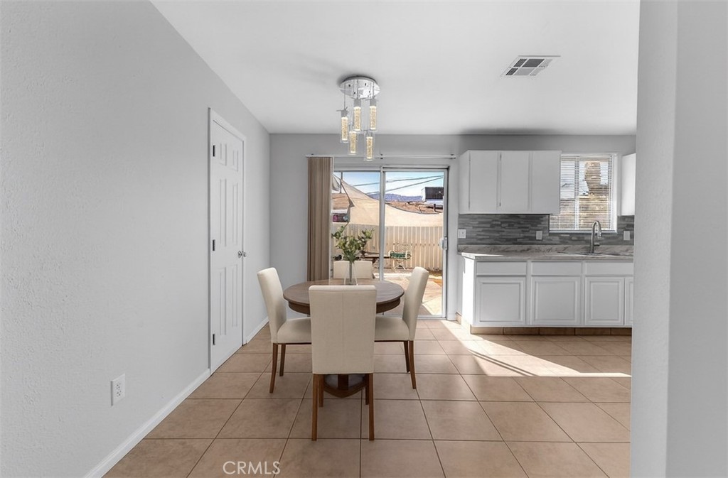 MLS #DW25244054 image #9