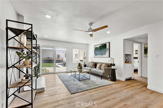 Image 17 of 50 For 17837 San Rafael Street