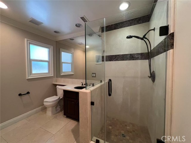 Detail Gallery Image 12 of 16 For 445 N Live Oak Ave, Glendora,  CA 91741 - 2 Beds | 2 Baths