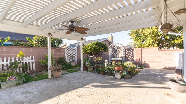 Image 16 of 20 For 725 Nancita Street
