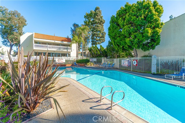 802 Camino Real Unit, Redondo Beach, California 90277, 1 Bedroom Bedrooms, ,1 BathroomBathrooms,Residential,For Sale,Camino Real Unit,SB24214872