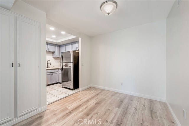 Detail Gallery Image 6 of 30 For 3000 Associated Rd #57,  Fullerton,  CA 92835 - 2 Beds | 2 Baths