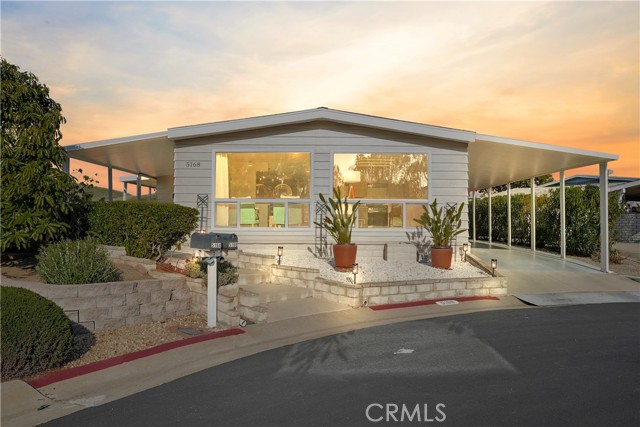 Detail Gallery Image 2 of 68 For 5168 Indian Ct, Oceanside,  CA 92057 - 2 Beds | 2 Baths