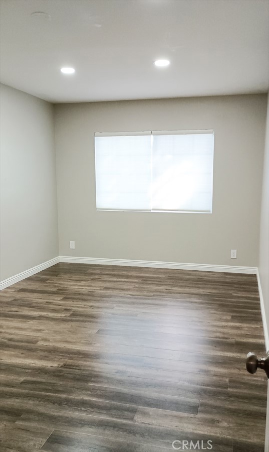 4956 Revlon Drive, La Canada Flintridge CA: https://media.crmls.org/medias/b876b5b1-3079-41a1-9958-827566a43c2f.jpg