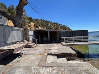 https://media.crmls.org/medias/b876c352-40b3-447c-855f-be75c16e33e2.jpg?preset=X-Large