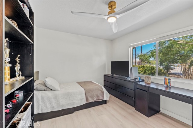 Detail Gallery Image 25 of 60 For 8263 3rd, Hesperia,  CA 92345 - 6 Beds | 3 Baths