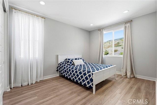 Detail Gallery Image 54 of 75 For 17721 Ridgeline Ct, Saugus,  CA 91350 - 4 Beds | 4 Baths