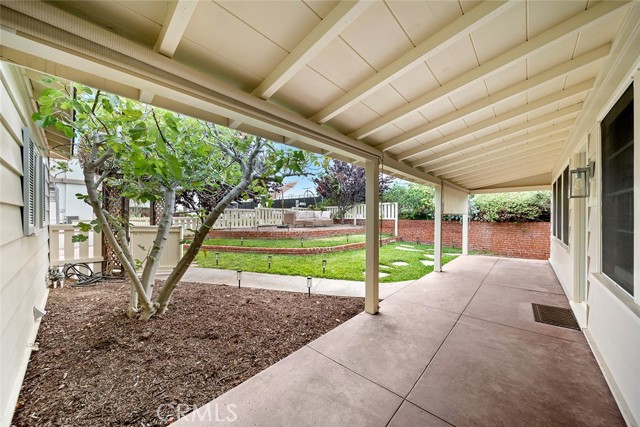 795 Saint Anns Drive, Laguna Beach CA: https://media.crmls.org/medias/b8779c5a-1725-452c-bc93-664a5d84a591.jpg