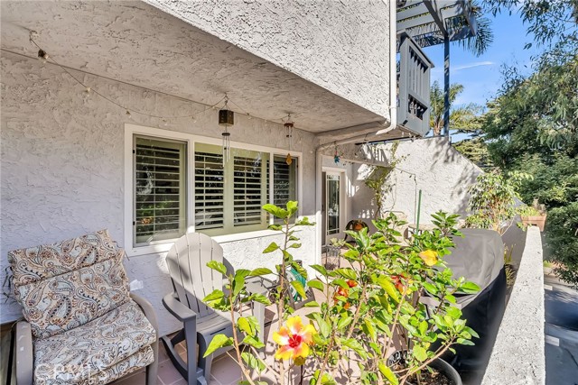 1440 12th Street, Manhattan Beach, California 90266, 2 Bedrooms Bedrooms, ,3 BathroomsBathrooms,Residential,Sold,12th,IV24215521