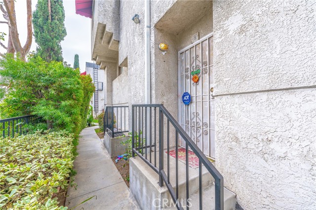 Detail Gallery Image 44 of 52 For 11136 Lorne St #5, Sun Valley,  CA 91352 - 3 Beds | 2/1 Baths