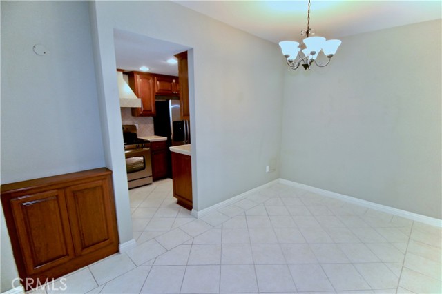 17914 Magnolia Boulevard, Encino CA: https://media.crmls.org/medias/b878aa84-10e8-4361-9d1c-bcf3473aec48.jpg
