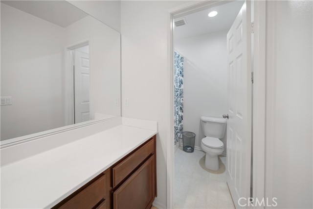Detail Gallery Image 14 of 26 For 34063 Corktree Rd, Lake Elsinore,  CA 92532 - 3 Beds | 2/1 Baths
