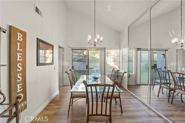 Detail Gallery Image 21 of 39 For 10742 Mendoza Rd, Moreno Valley,  CA 92557 - 5 Beds | 3 Baths