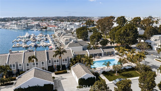 Detail Gallery Image 36 of 45 For 16435 Harbour Ln #13,  Huntington Beach,  CA 92649 - 2 Beds | 2/1 Baths