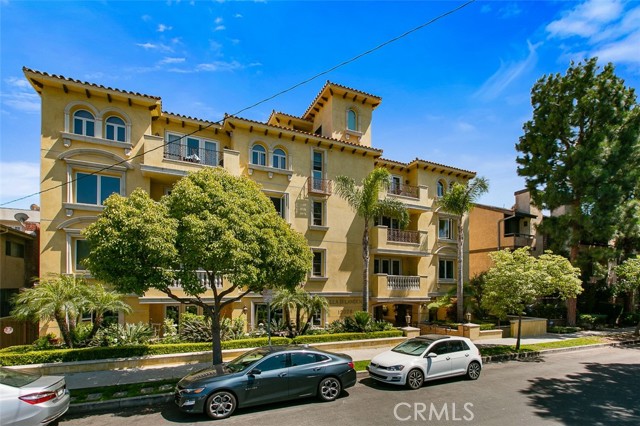 12026 Rhode Island Ave #302, Los Angeles, CA 90025