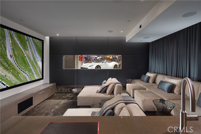 Detail Gallery Image 14 of 27 For 58 N La Senda Dr, Laguna Beach,  CA 92651 - 5 Beds | 5/1 Baths