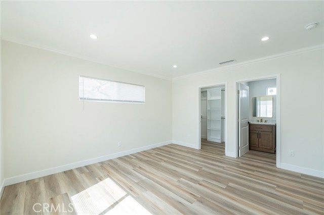 Detail Gallery Image 19 of 65 For 1551 N Neptune Ave, Wilmington,  CA 90744 - 5 Beds | 2 Baths