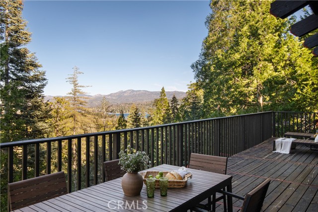 Detail Gallery Image 11 of 27 For 287 Grizzly, Lake Arrowhead,  CA 92352 - 3 Beds | 2/1 Baths
