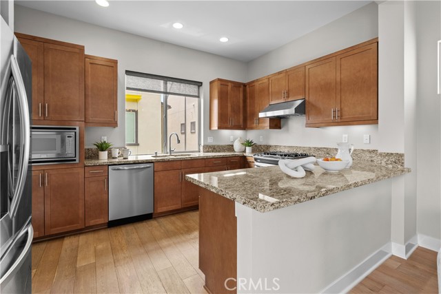 1800 Ocean Court, Costa Mesa CA: https://media.crmls.org/medias/b87dc90f-c238-4353-9d35-916f33a4753f.jpg