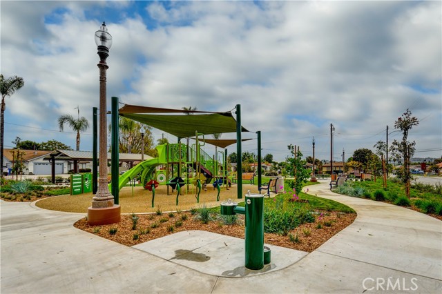Detail Gallery Image 28 of 41 For 500 Park Pl, La Habra,  CA 90631 - 4 Beds | 2 Baths