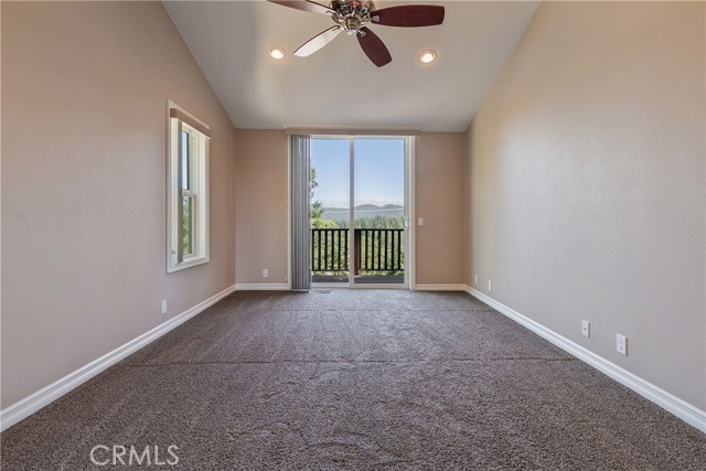 Detail Gallery Image 12 of 49 For 27554 North Bay Rd, Lake Arrowhead,  CA 92352 - 4 Beds | 2/2 Baths