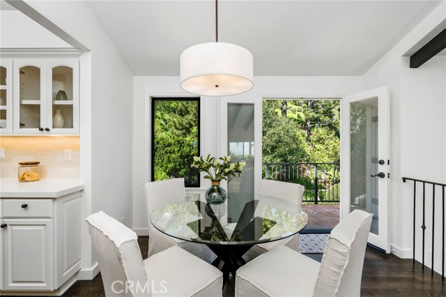 24743 Vantage Point Terrace, Malibu CA: https://media.crmls.org/medias/b87fc4cb-dd3d-4771-a1c9-902b1e313533.jpg