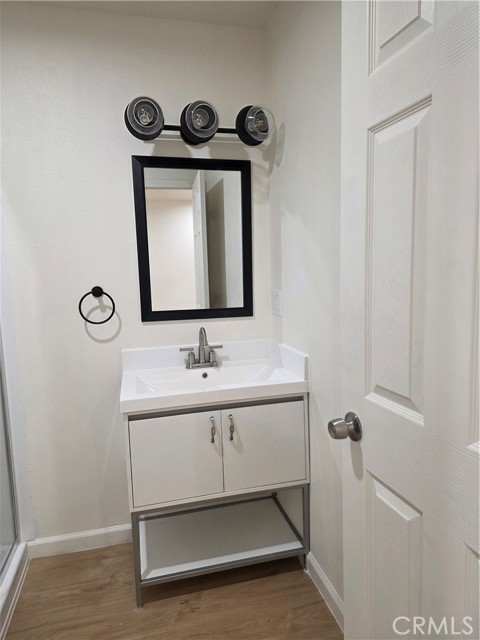 Detail Gallery Image 5 of 21 For 1232 W Palm, Orange,  CA 92868 - 2 Beds | 2/1 Baths