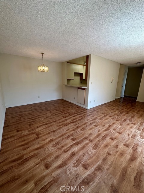 420 Milford Street, Glendale CA: https://media.crmls.org/medias/b8805509-2bd7-4aee-9ca8-0e1877b22f83.jpg