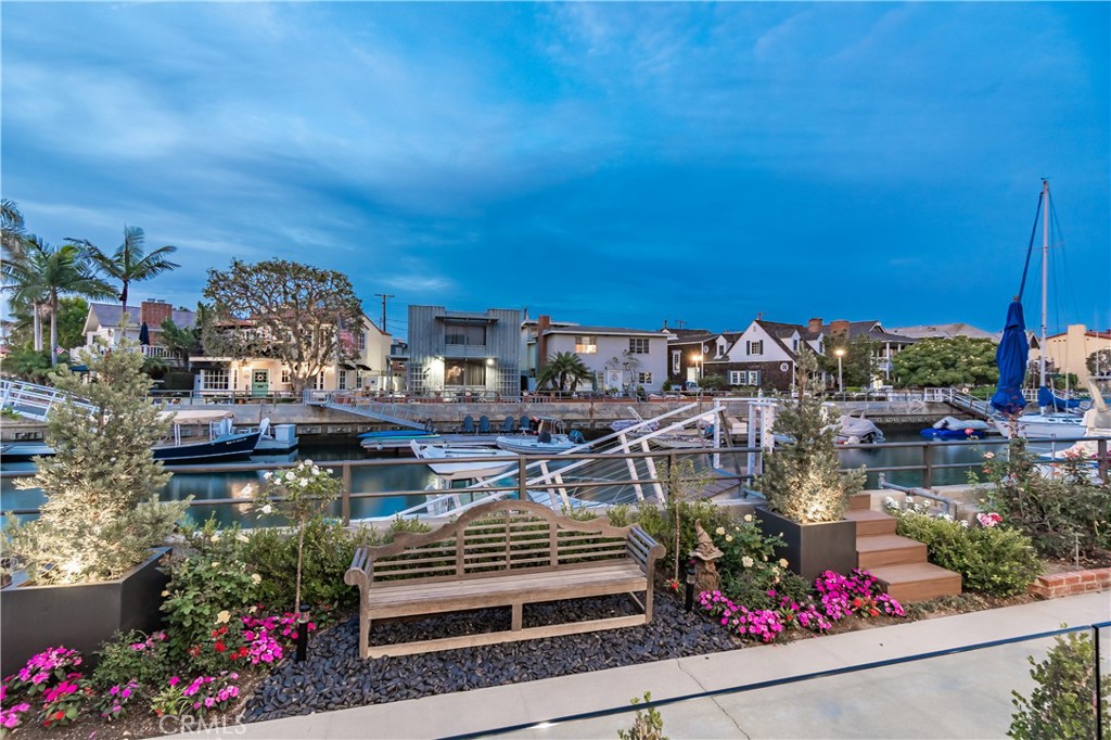 5614 Naples Canal
