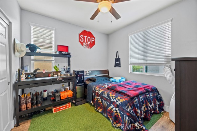 7800 Botany Street, Chino CA: https://media.crmls.org/medias/b880ad57-a7a2-45c3-a75f-70f5a1cc8abf.jpg