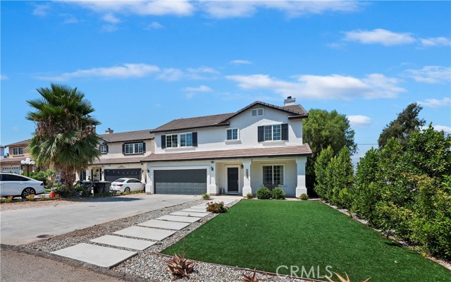 7066 Hayden Avenue, Corona CA: https://media.crmls.org/medias/b880dc87-6c8d-46df-ab27-1bbafabf1c9e.jpg