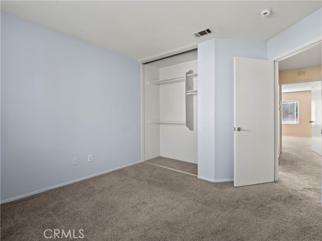 Detail Gallery Image 11 of 17 For 27024 Wolf Creek Trl #22,  Valencia,  CA 91354 - 2 Beds | 2 Baths