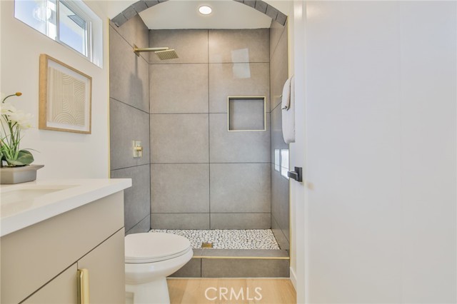 Detail Gallery Image 22 of 40 For 12035 Ramona, Hawthorne,  CA 90250 - 3 Beds | 3 Baths