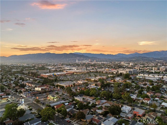 Detail Gallery Image 36 of 36 For 3923 Edenhurst Ave, Los Angeles,  CA 90039 - 4 Beds | 3 Baths