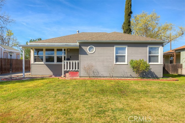 Detail Gallery Image 2 of 44 For 810 East St, Orland,  CA 95963 - 2 Beds | 1/1 Baths