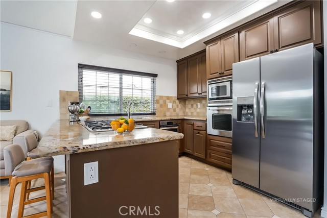 Detail Gallery Image 8 of 27 For 4 Aberdeen St, Irvine,  CA 92620 - 3 Beds | 2 Baths