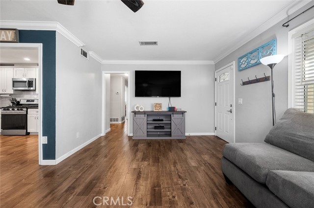 Detail Gallery Image 9 of 49 For 8506 Conway Dr, Riverside,  CA 92504 - 3 Beds | 1/1 Baths