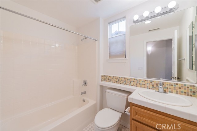 Detail Gallery Image 15 of 24 For 108 Jadestone, Irvine,  CA 92603 - 2 Beds | 2 Baths