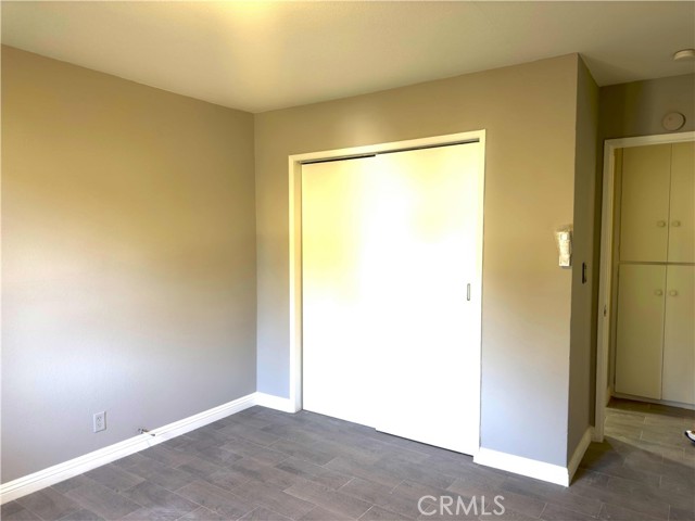 Detail Gallery Image 5 of 10 For 2406 Angela St #1,  Pomona,  CA 91766 - 3 Beds | 1/1 Baths