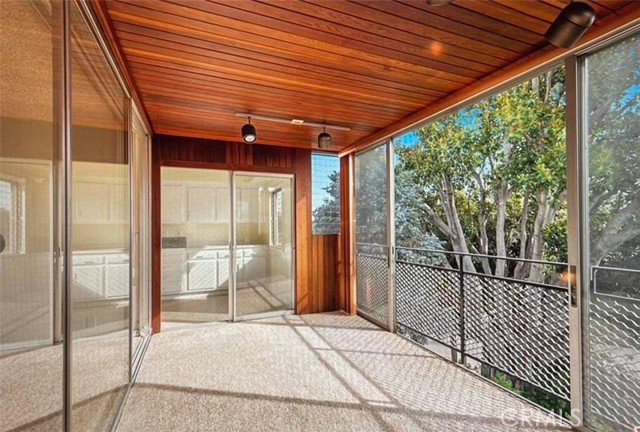 289 S Barrington AVE Unit: A311