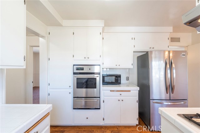 Detail Gallery Image 5 of 28 For 1669 W 7th St, San Pedro,  CA 90732 - 4 Beds | 2 Baths