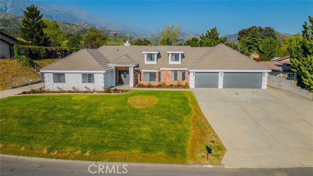 Detail Gallery Image 1 of 54 For 13627 Scenic Crest Dr, Yucaipa,  CA 92399 - 4 Beds | 2/1 Baths