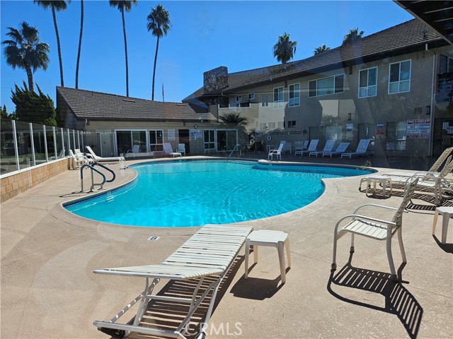 Detail Gallery Image 36 of 36 For 22945 Nadine Cir #B,  Torrance,  CA 90505 - 2 Beds | 2 Baths