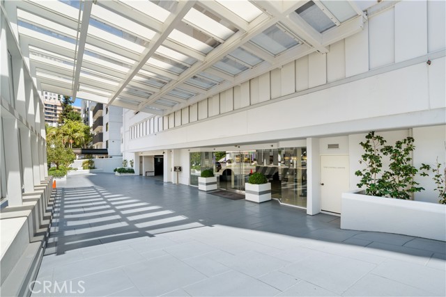 Image 3 for 10660 Wilshire Blvd #609, Los Angeles, CA 90024