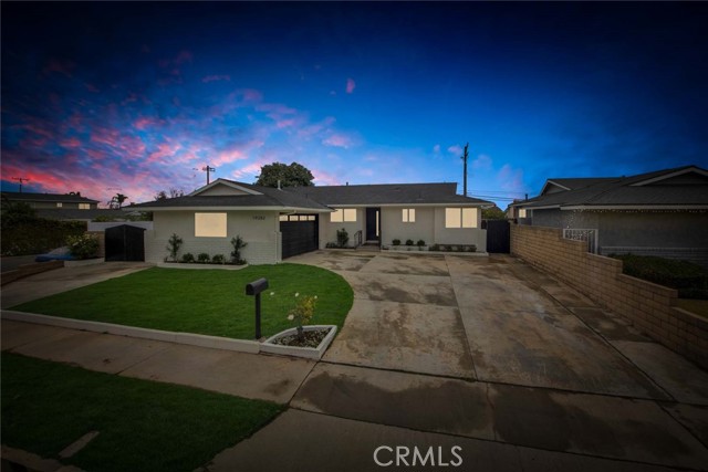 Detail Gallery Image 40 of 41 For 19282 Bethel Cir, Huntington Beach,  CA 92646 - 3 Beds | 2 Baths