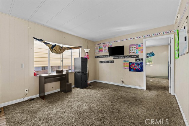 Detail Gallery Image 13 of 33 For 14939 Vinehill, Moreno Valley,  CA 92553 - 2 Beds | 2 Baths